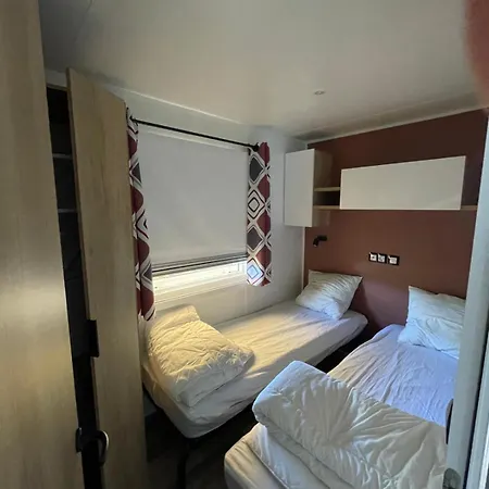 Campingplatz Mobilhome-vue Lac-4 Etoiles -lac Des Reves *